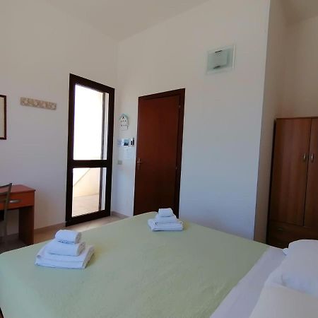 ファヴィニャーナCasa Panoramaアパートメント エクステリア 写真